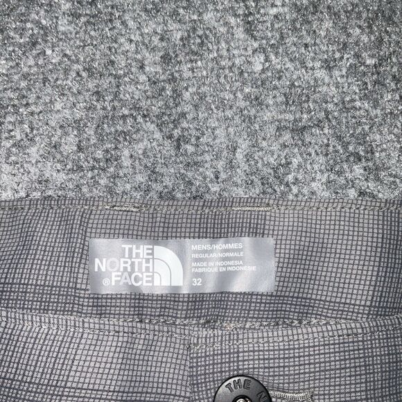The North Face Shorts Mens Size 32 Gray Check Performance Golf Casual Outdoors - Picture 2 of 9